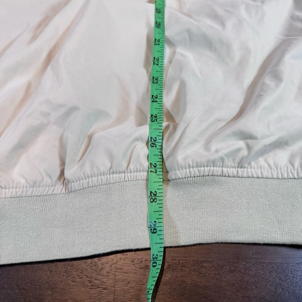Izod XFG Off-White V-Neck Windbreaker, Zip Pockets,‎ Size XL
